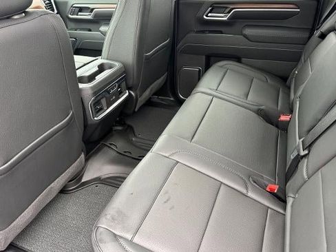 New 2026 GMC Sierra 2500 Denali w/ Denali Reserve Package image 12