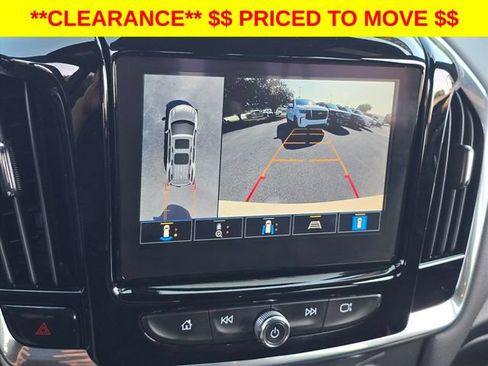 Certified 2023 Chevrolet Traverse LT w/ LT Premium Package AWD/4WD image 24