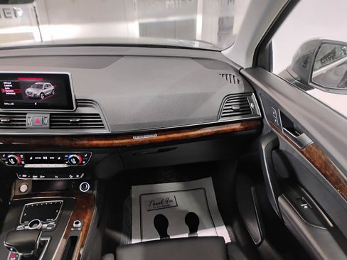 Used 2020 Audi Q5 2.0T Premium Plus w/ Premium Plus Package AWD/4WD image 54