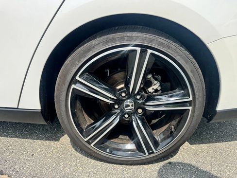 Used 2025 Honda Accord Sport image 25