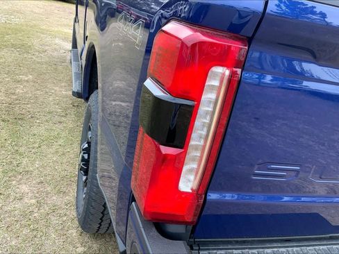 New 2026 Ford F250 Lariat w/ Black Appearance Package image 14