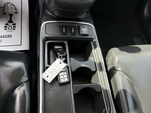 Used 2016 Honda CR-V Touring image 29