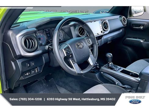 Used 2023 Toyota Tacoma TRD Sport w/ Advanced Technology Package AWD/4WD image 13