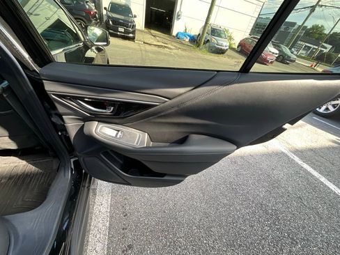 Used 2020 Subaru Outback Limited image 31