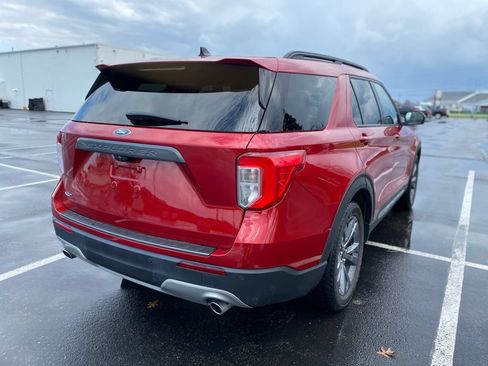 Used 2022 Ford Explorer XLT w/ Equipment Group 202A RWD image 7