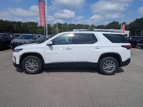 Used 2022 Chevrolet Traverse LT FWD image 6