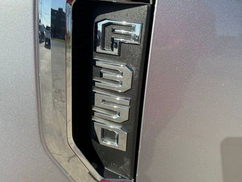 Used 2022 Ford F350 Lariat w/ Tremor Off-Road Package image 13