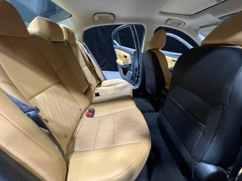 New 2025 Nissan Sentra SV w/ SV Premium Package image 18