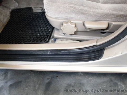 Used 1997 Toyota Camry LE image 7