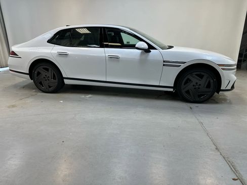 New 2026 Genesis G90 3.5T Prestige image 7