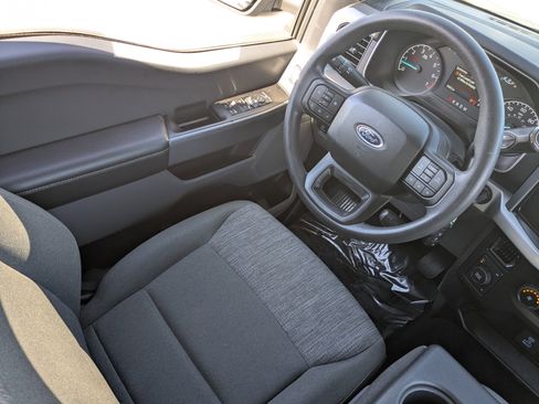 Used 2023 Ford F150 XLT image 15