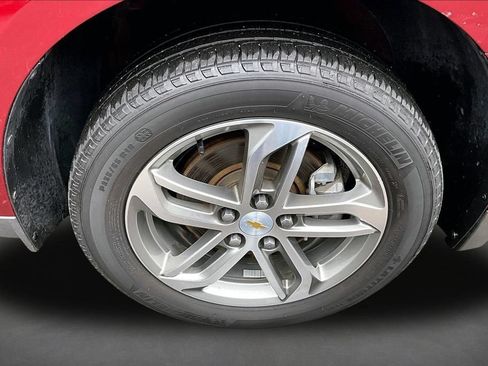Used 2017 Chevrolet Equinox Premier w/ Enhanced Convenience Package AWD/4WD image 31