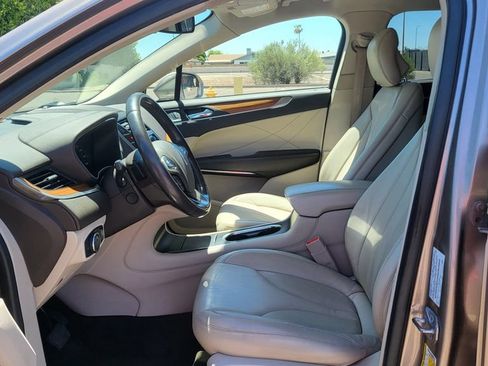Used 2019 Lincoln MKC Select w/ MKC Climate Package FWD image 26