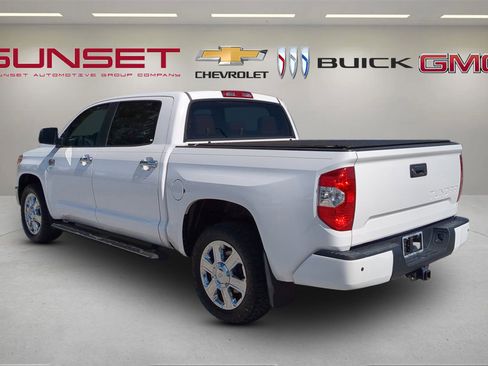 Used 2018 Toyota Tundra SR5 image 6