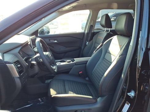 New 2026 Nissan Rogue SV AWD/4WD image 13