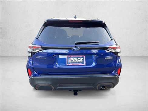 Used 2025 Subaru Forester Sport image 6