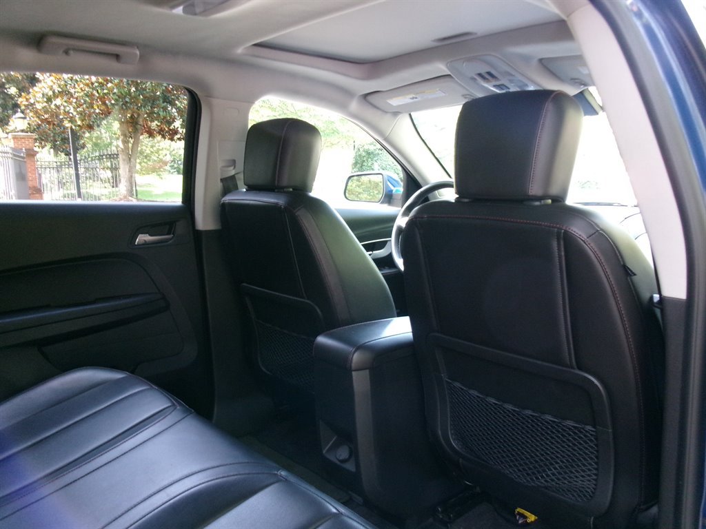 Used 2010 Chevrolet Equinox LT AWD/4WD image 21