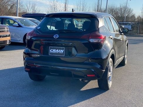 Used 2021 Nissan Kicks S image 5