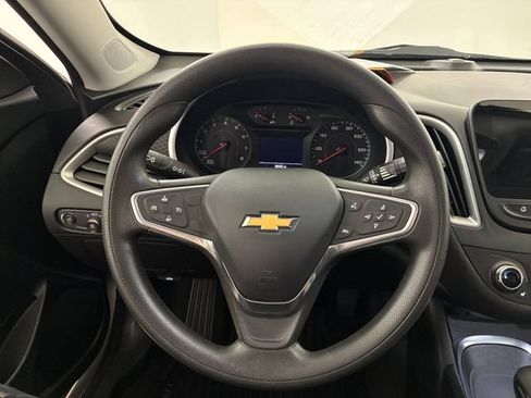 Certified 2022 Chevrolet Malibu LT FWD image 22
