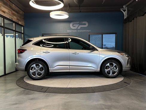 Used 2024 Ford Escape ST-Line w/ Tech Pack #1 image 2