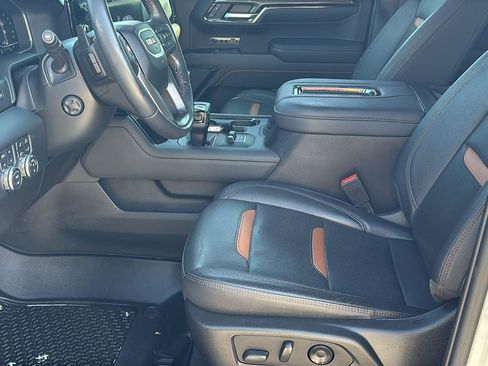 Certified 2022 GMC Sierra 1500 AT4 w/ AT4 Premium Package image 14