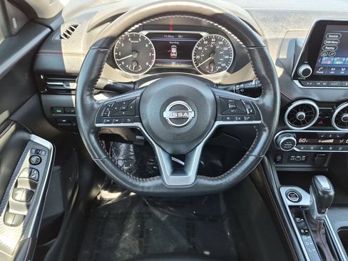 Used 2024 Nissan Sentra SR w/ SR Premium Package FWD image 19