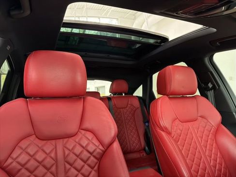 Used 2023 Audi SQ5 Prestige w/ Prestige Package AWD/4WD image 15