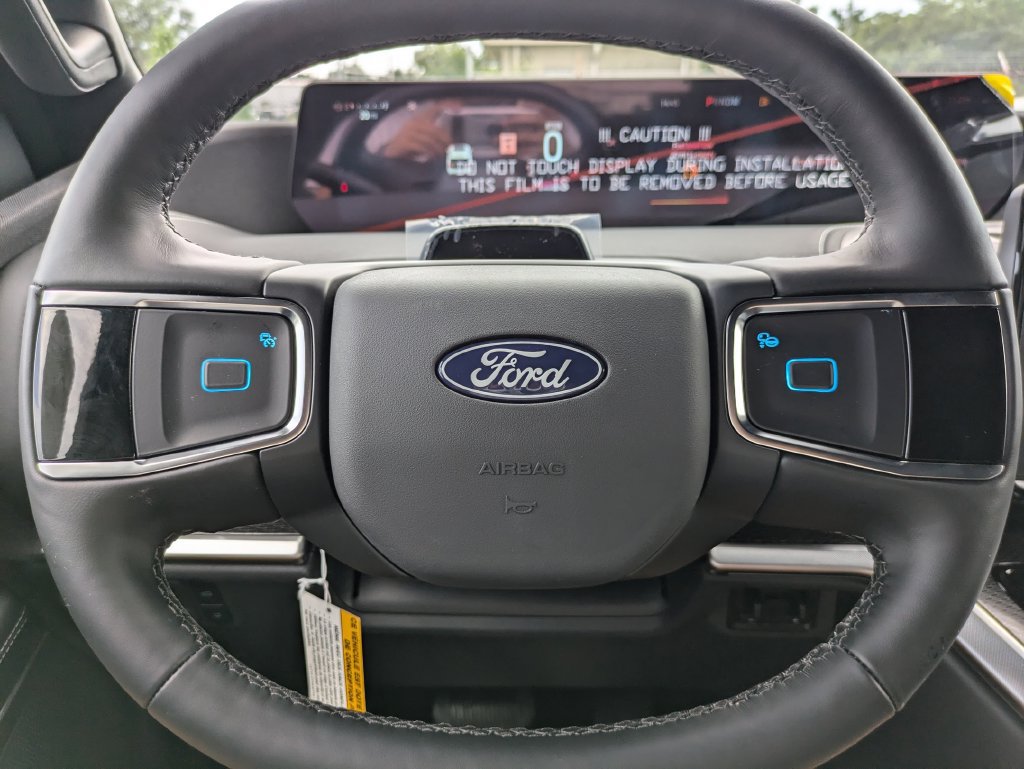 New 2027 Ford Expedition Max Platinum w/ Stealth Appearance Package RWD image 30
