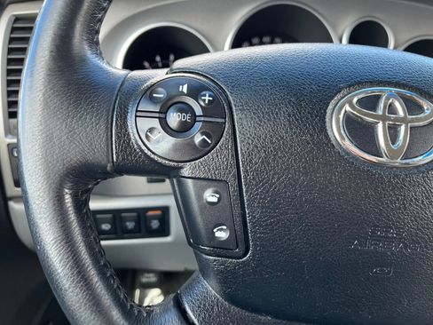 Used 2010 Toyota Sequoia Limited image 26