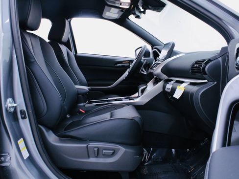 New 2024 Mitsubishi Eclipse Cross SEL image 22