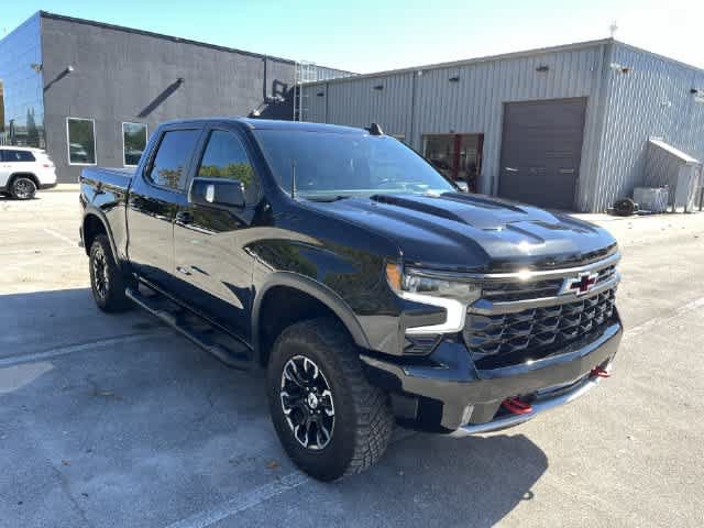 Used 2023 Chevrolet Silverado 1500 ZR2 w/ Technology Package AWD/4WD image 2