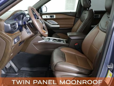 Used 2021 Ford Explorer King Ranch w/ Premium Technology Package AWD/4WD image 24