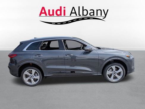 New 2025 Audi Q5 Premium Plus AWD/4WD image 3