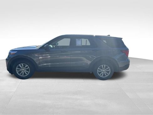 Used 2021 Ford Explorer 2WD image 3