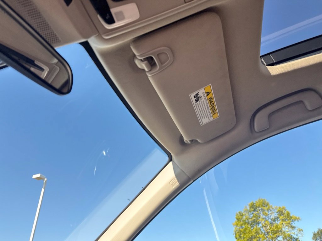 Used 2025 Honda Accord SE image 19