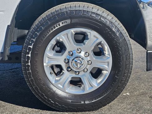 Used 2024 RAM 2500 Big Horn image 10