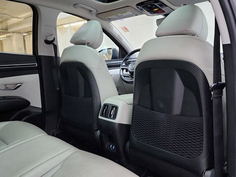 Used 2023 Hyundai Tucson Limited image 18