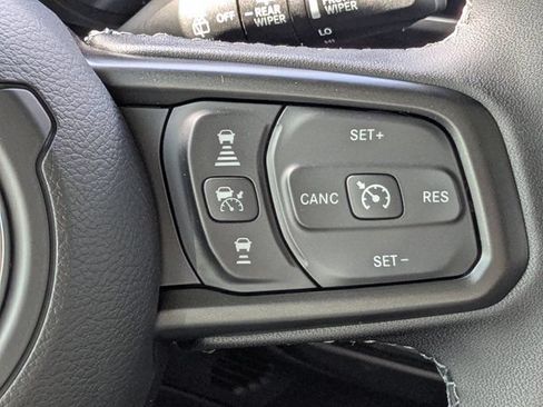 New 2026 Jeep Wrangler Unlimited Rubicon AWD/4WD image 26