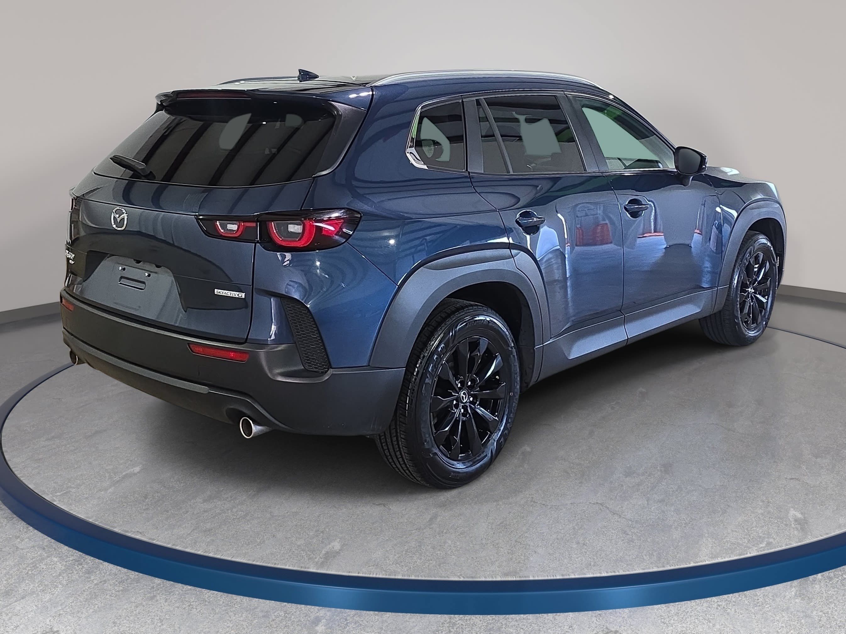 Used 2025 MAZDA CX-50 AWD 2.5 S w/ Premium Package image 6