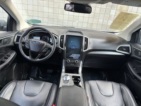 Used 2022 Ford Edge Titanium w/ Equipment Group 301A AWD/4WD image 9