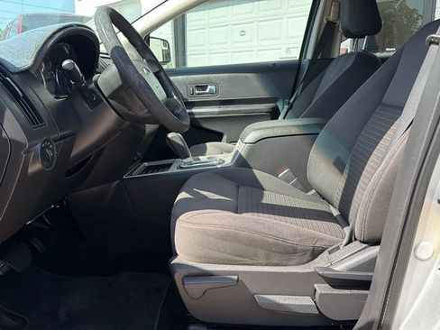 Used 2010 Ford Edge SE FWD image 7
