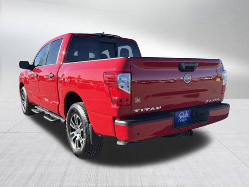 Used 2024 Nissan Titan SV w/ Accessory Utility Package image 5