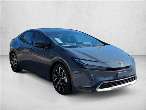 New 2026 Toyota Prius Plug-In Hybrid image 3