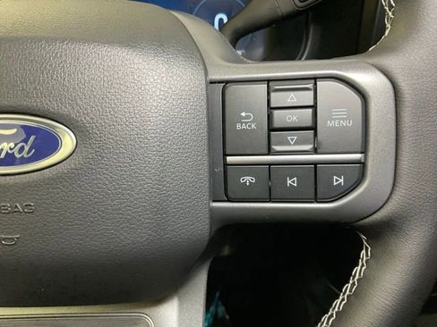 New 2026 Ford F250 Lariat w/ Black Appearance Package image 26