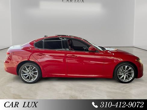 Used 2023 Alfa Romeo Giulia Sprint AWD/4WD image 6