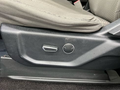 Used 2016 Ford F150 XLT w/ Equipment Group 301A Mid image 5