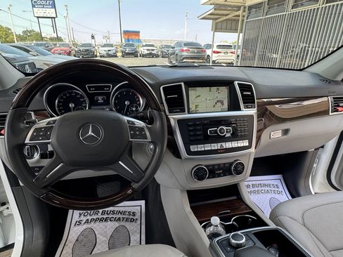 Used 2015 Mercedes-Benz ML 350 4MATIC image 27