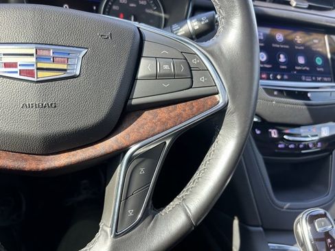 Used 2021 Cadillac XT5 Premium Luxury image 23