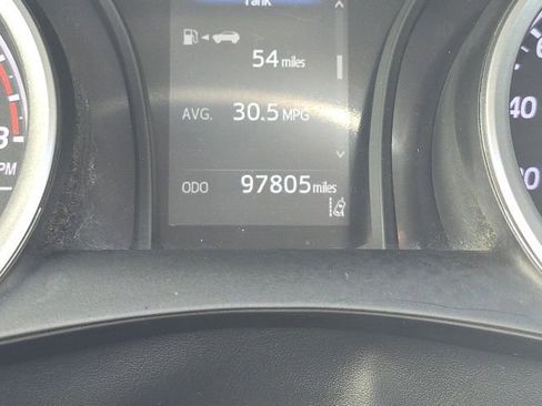 Used 2022 Toyota Camry LE FWD image 14
