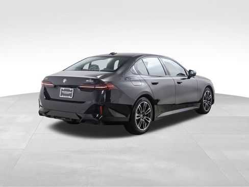 New 2026 BMW 530i xDrive w/ M Sport Package image 5